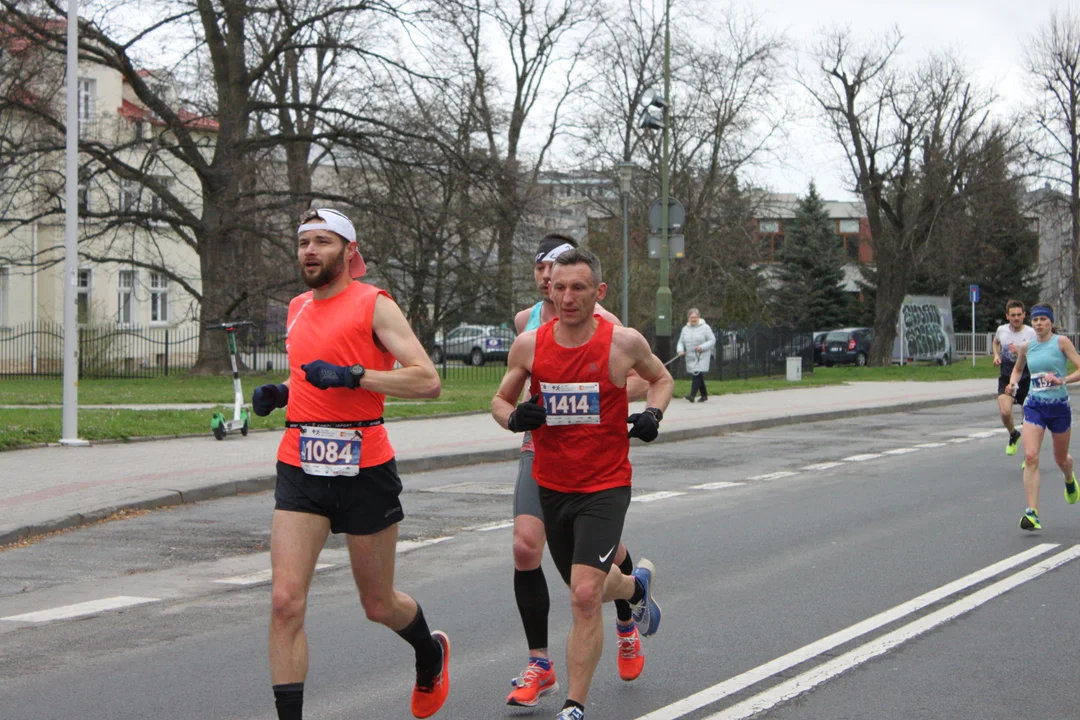 16. PKO Półmaraton Rzeszowski za nami. 1700 biegaczy na ulicach Rzeszowa