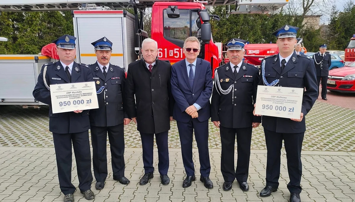 W Bieszczadach będzie jeszcze bezpieczniej. Trzy jednostki OSP otrzymały promesy na zakup wozów strażackich - Zdjęcie główne