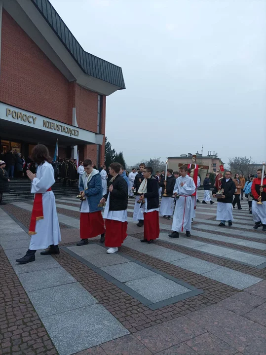 Procesja rezurekcyjna w kościele MBNP w Mielcu