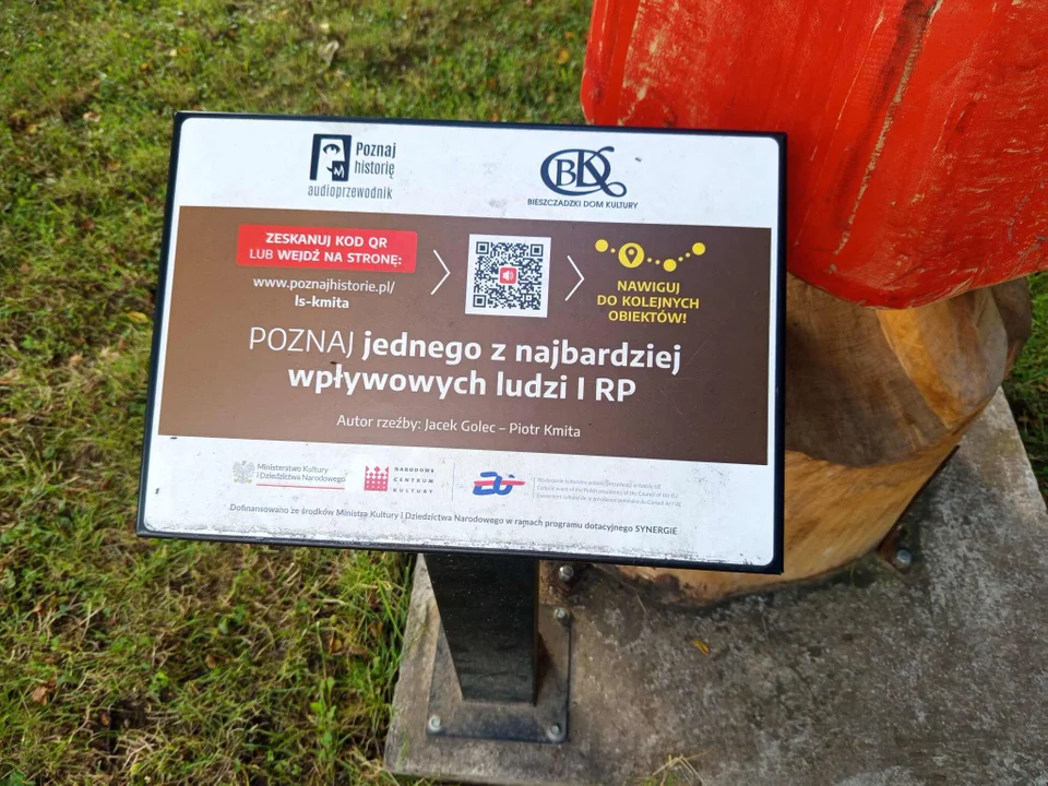 Tablica z kodem QR