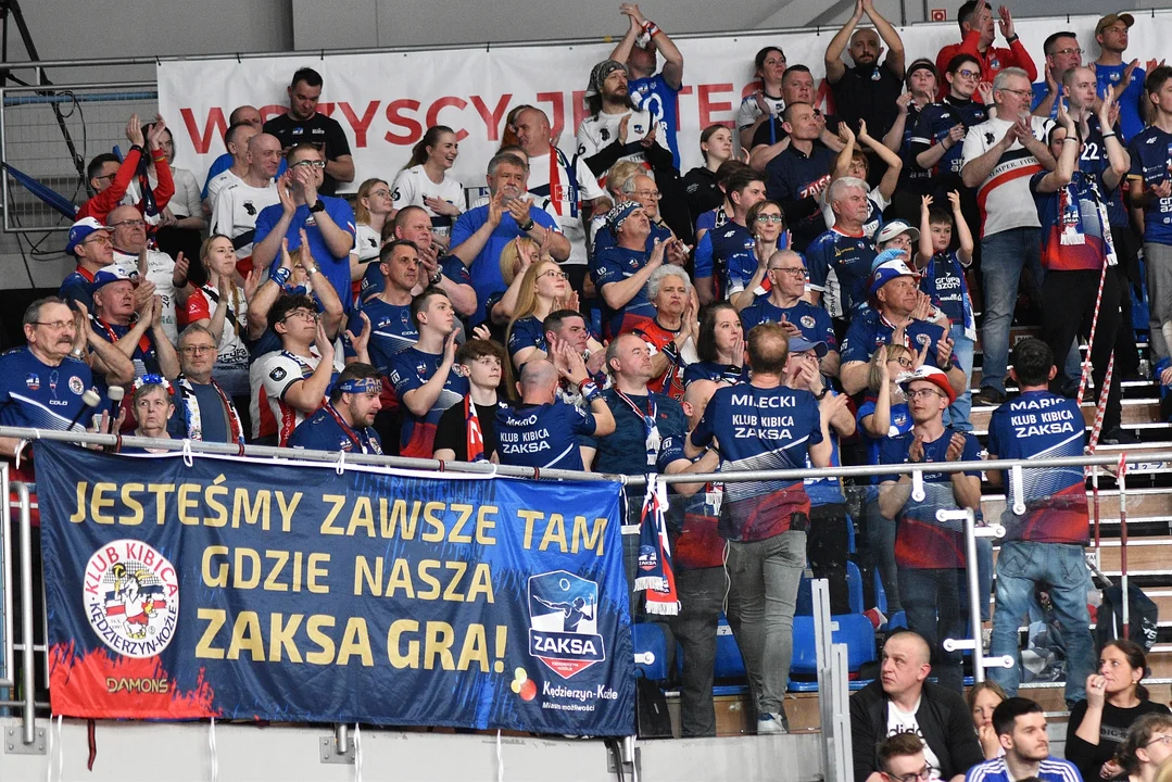 Pierwszy półfinałowy mecz siatkarskiej PlusLigi: Asseco Resovia Rzeszów - Grupa Azoty ZAKSA Kędzierzyn-Koźle (2:3)