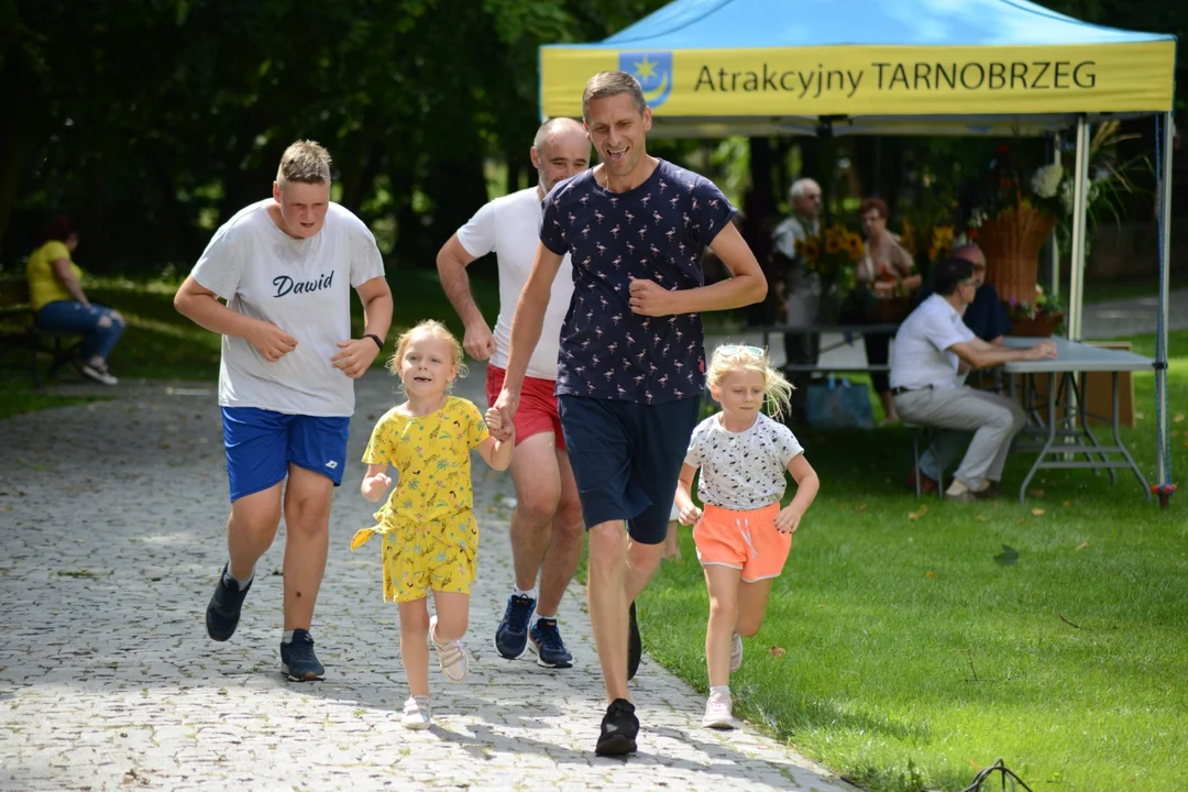 Bieg "Dzieci dla Ochotników Dzikowskich 1920" w Tarnobrzegu