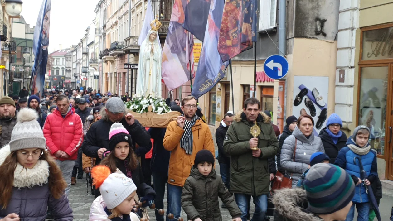 Męski Różaniec w Przemyślu oraz w Stalowej Woli