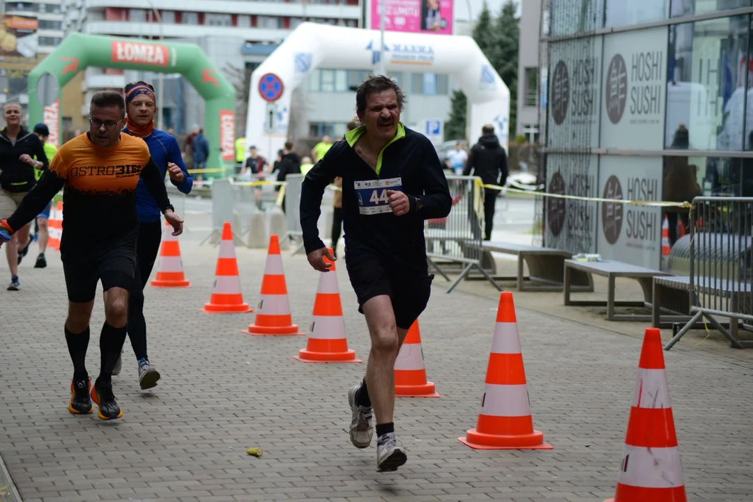 16. PKO Półmaraton Rzeszowski oraz 8. PKO Sztafeta Półmaratońska w Rzeszowie - dużo zdjęć z trasy i mety