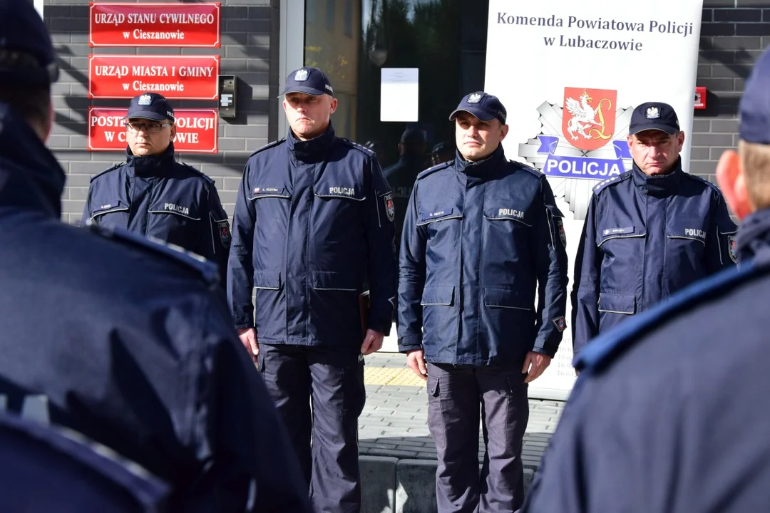 Posterunek policji w Cieszanowie ma nową siedzibę. Gdzie teraz będą pełnić służbę mundurowi? [ZDJĘCIA] - Zdjęcie główne