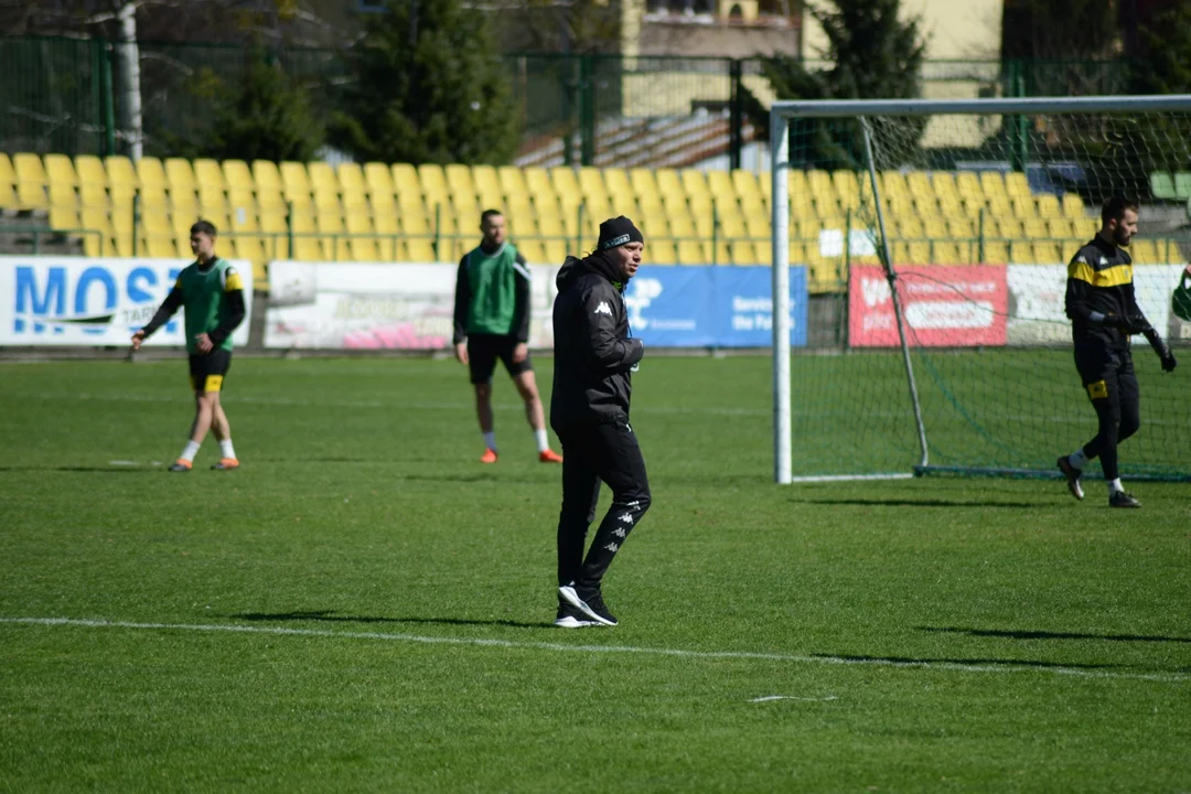 Trening piłkarzy Siarki Tarnobrzeg przed meczem z Zagłębiem II Lubin
