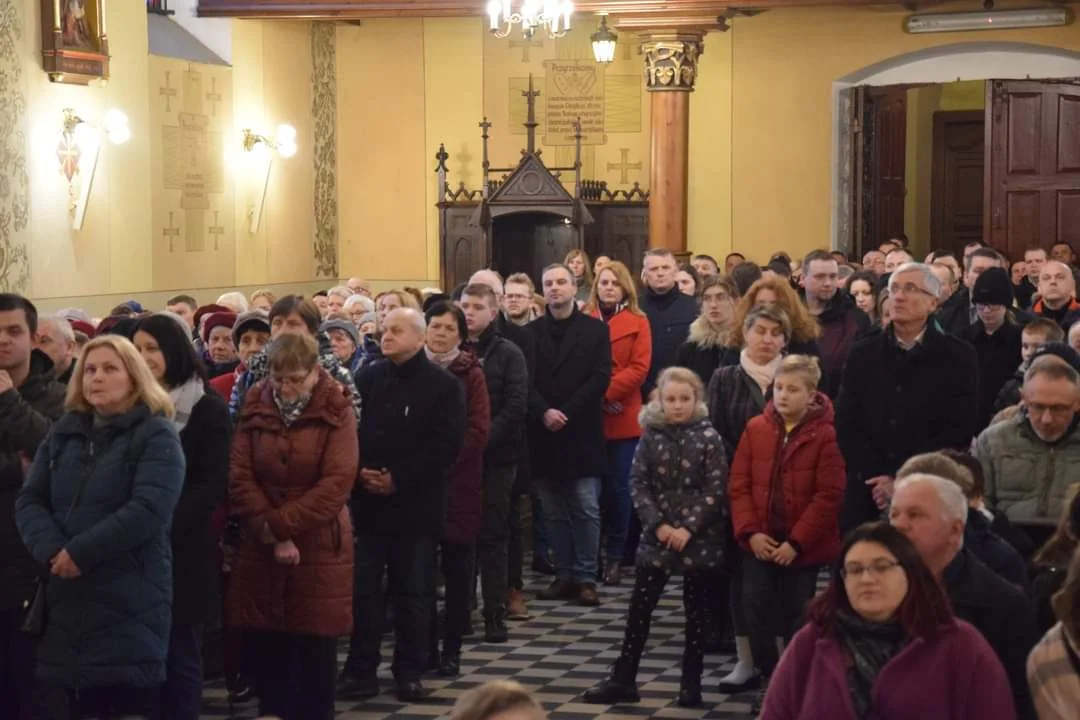 Uroczystości Wielkiego Czwartku w Przecławiu rozpoczęły czas Wielkich Dni - Zdjęcie główne