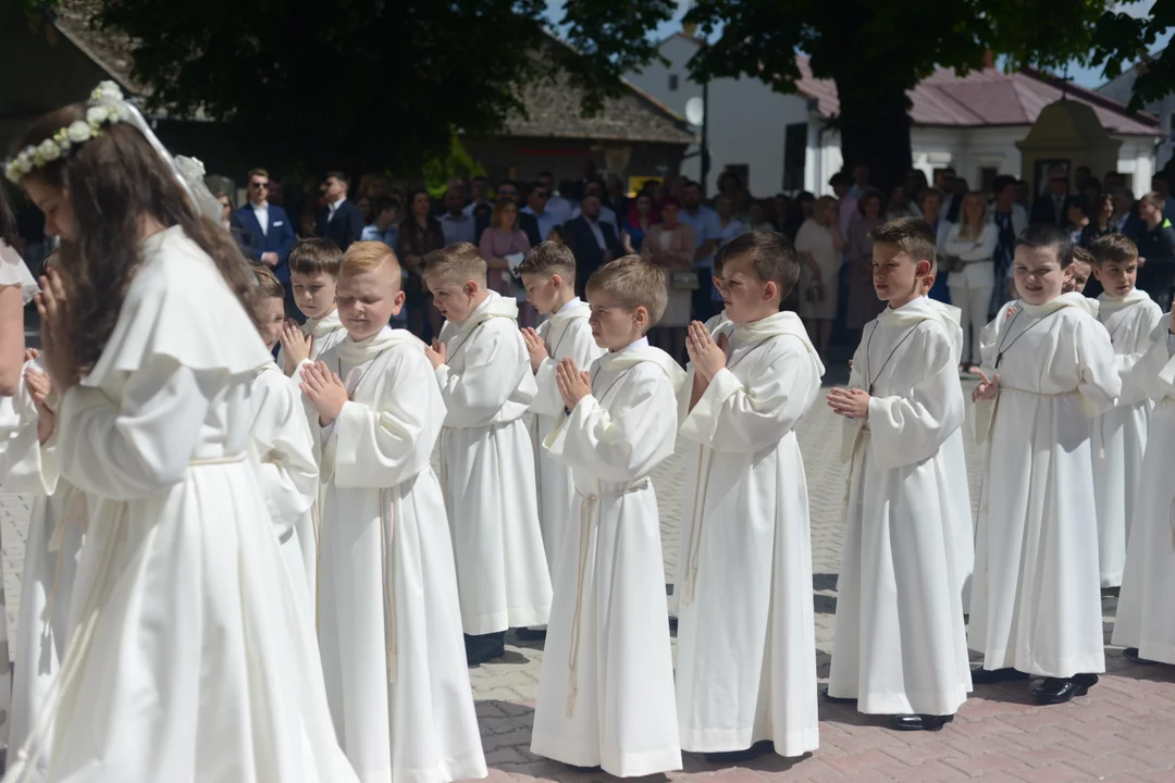 Pierwsza Komunia Święta w tarnobrzeskich kościołach w 2022 roku