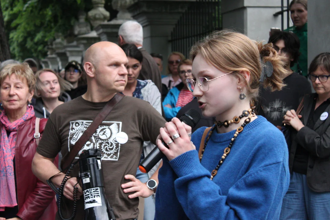 "Ani jednej więcej. Przestańcie nas zabijać". Manifestacja przeszła ulicami Rzeszowa