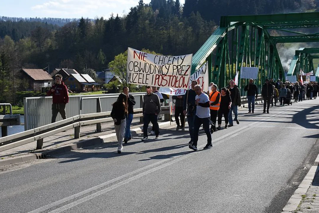 Protest w Lesku przeciwko obwodnicy