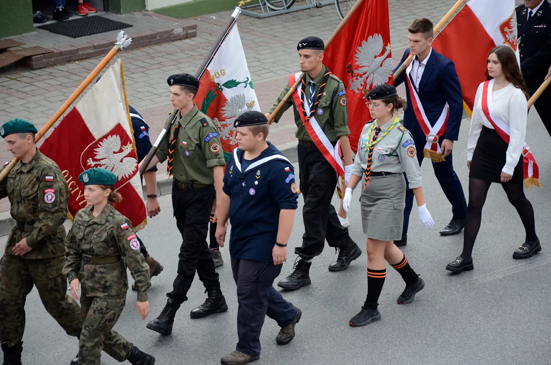 Wrześniowe obchody - przemarsz ulicami miasta