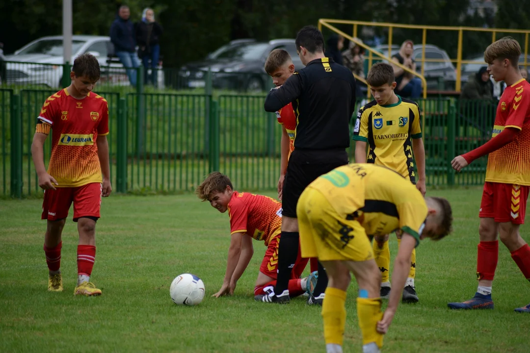 Centralna Liga Juniorów U-15: Siarka Tarnobrzeg - Korona Kielce 6:3