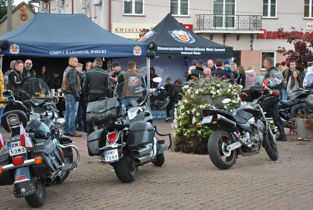 Motocykle na radomyskim rynku