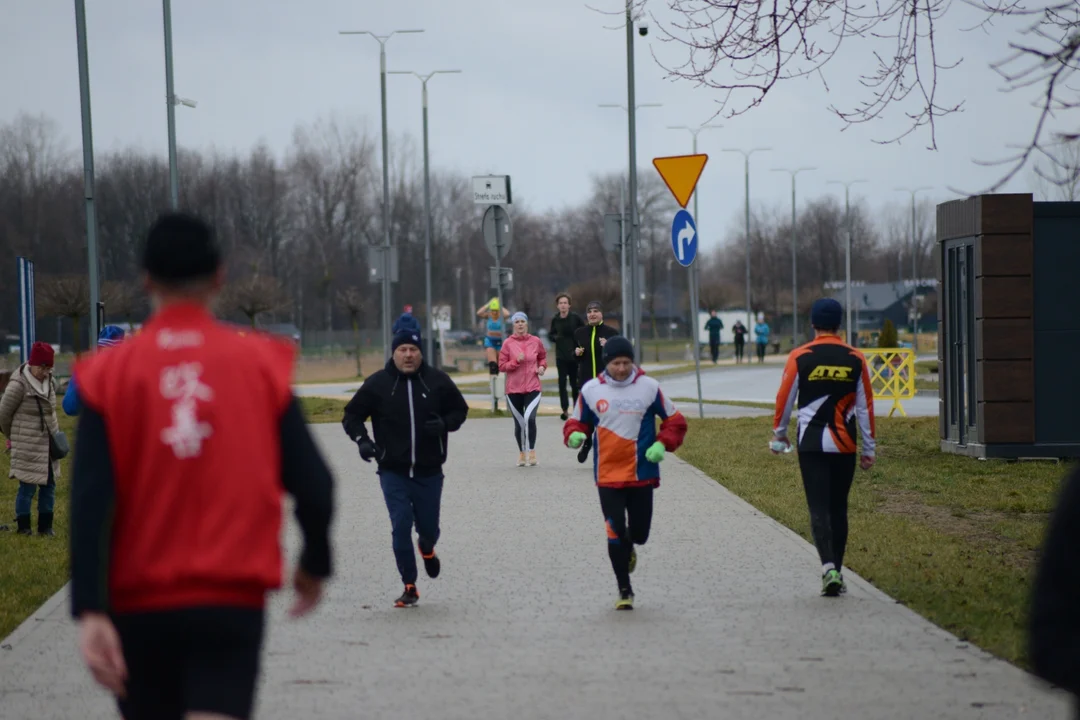 XI Bieg Zimowy wokół Jeziora Tarnobrzeskiego oraz Yeti Run Zimowy Bieg w Szortach