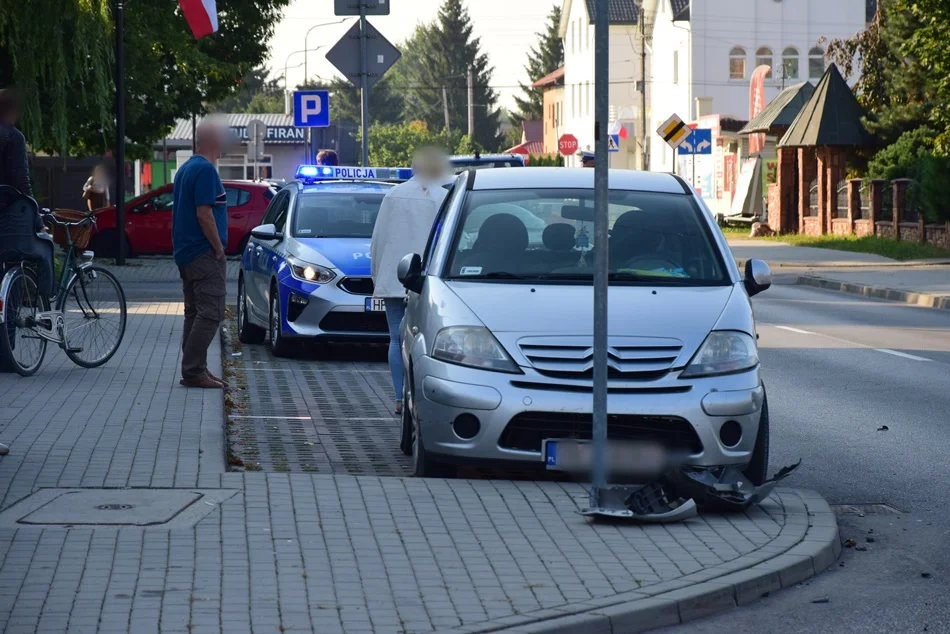 Stłuczka na ulicy Jana Pawła II w Kolbuszowej