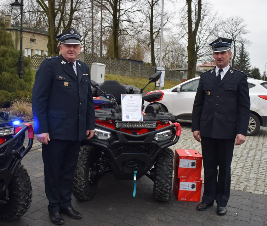 Nowe quady dla OSP z gminy Dzikowiec