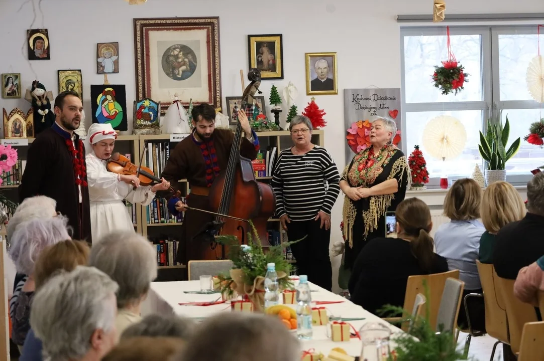 Kolędowanie z seniorami 2026
