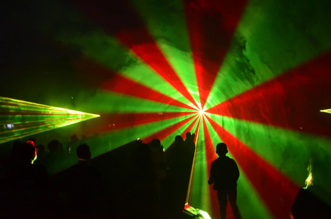 Magia Świateł: Niezwykły pokaz laserowy na zakończenie Dni Kultury Chrześcijańskiej w Sanoku [ZDJĘCIA,WIDEO] - Zdjęcie główne