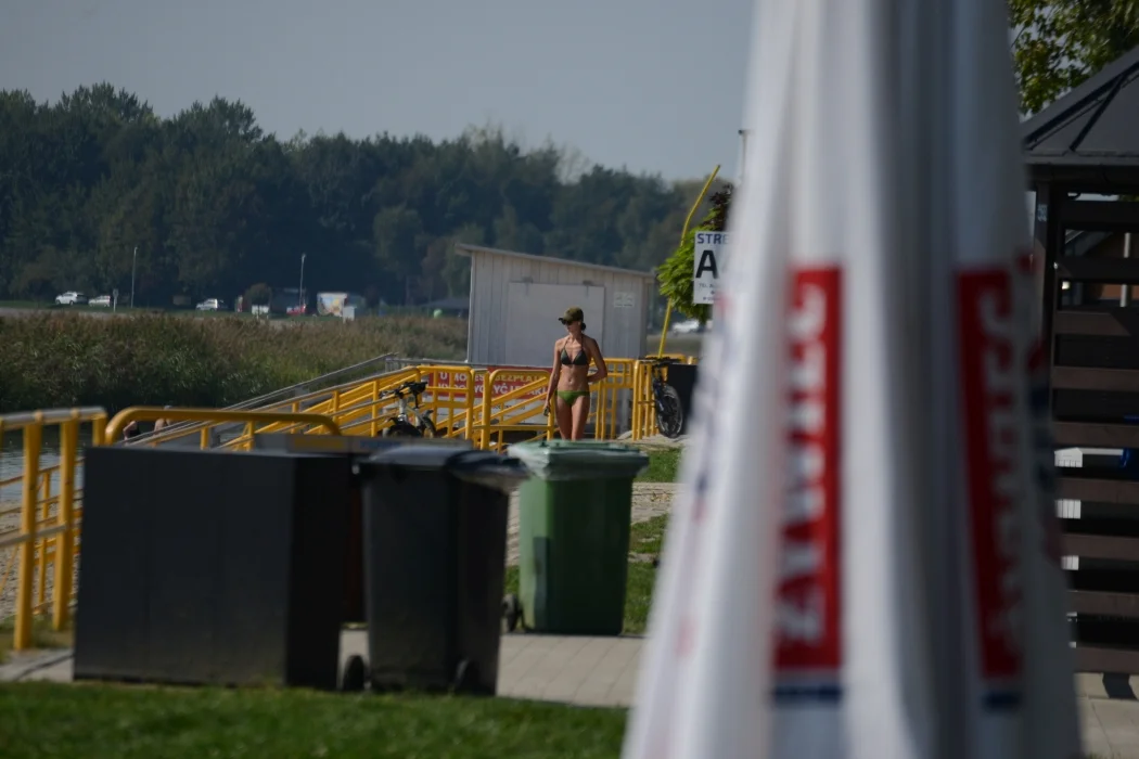 Upalna i leniwa środa nad Jeziorem Tarnobrzeskim