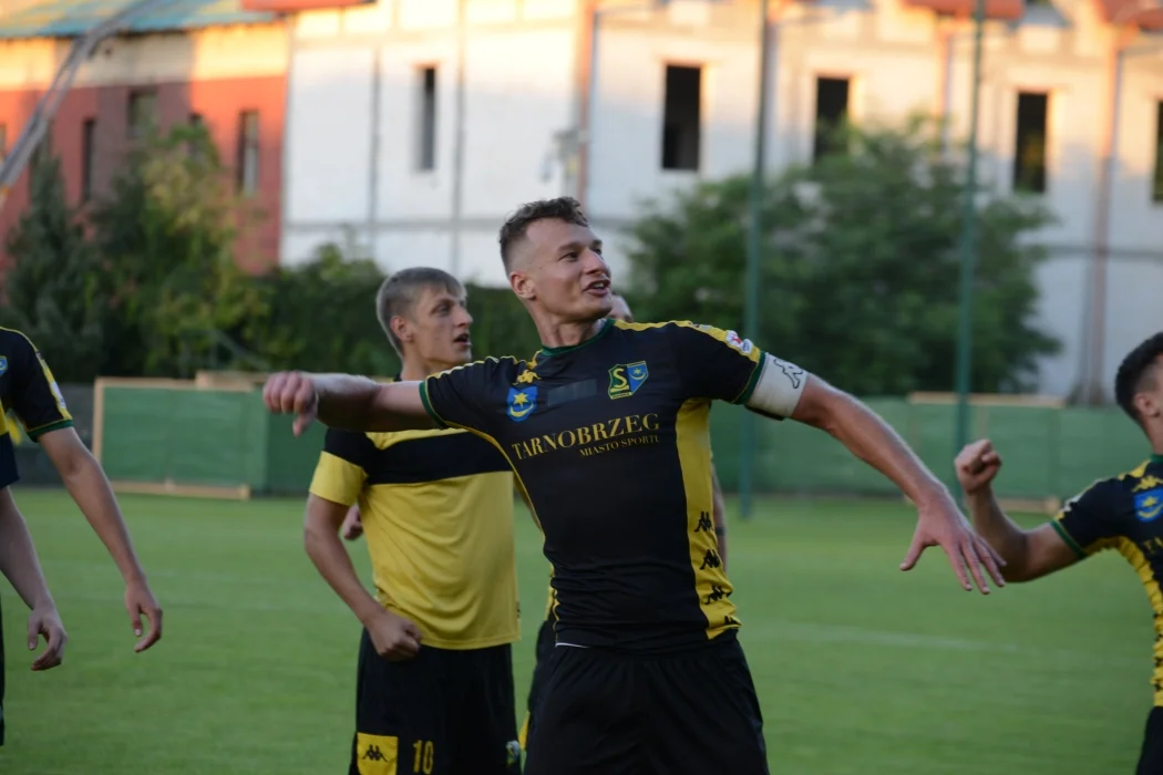 Trzecia liga, grupa 4: Siarka Tarnobrzeg - Avia Świdnik 2:1