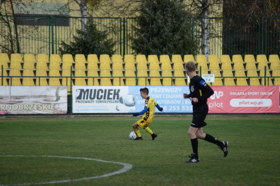 Centralna Liga Juniorów U-15: Siarka Tarnobrzeg - Hutnik Kraków 2:4