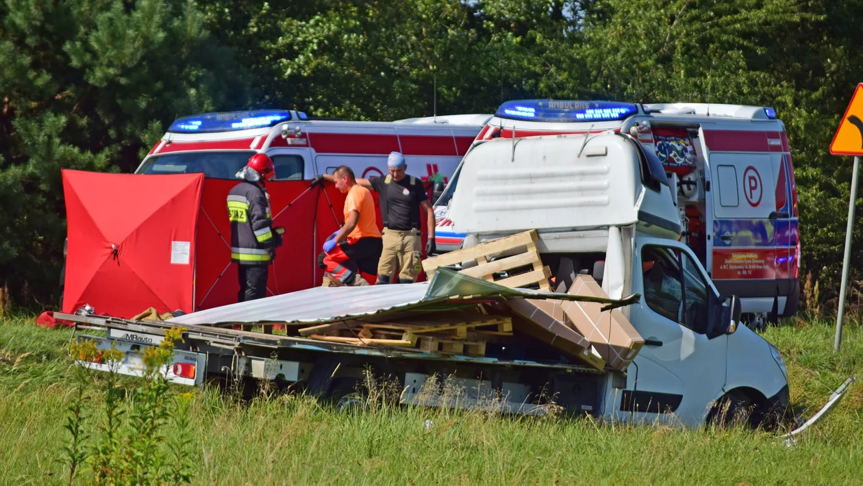 Ruszyła zbiórka dla rodziny kierowcy busa który zginął na DK 9 na trasie Kolbuszowa - Nowa Dęba. Potrzebne są pieniądze na kominek - Zdjęcie główne