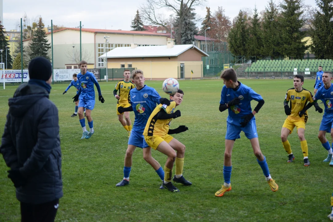 Centralna Liga Juniorów U-15: Siarka Tarnobrzeg - Hutnik Kraków 2:4