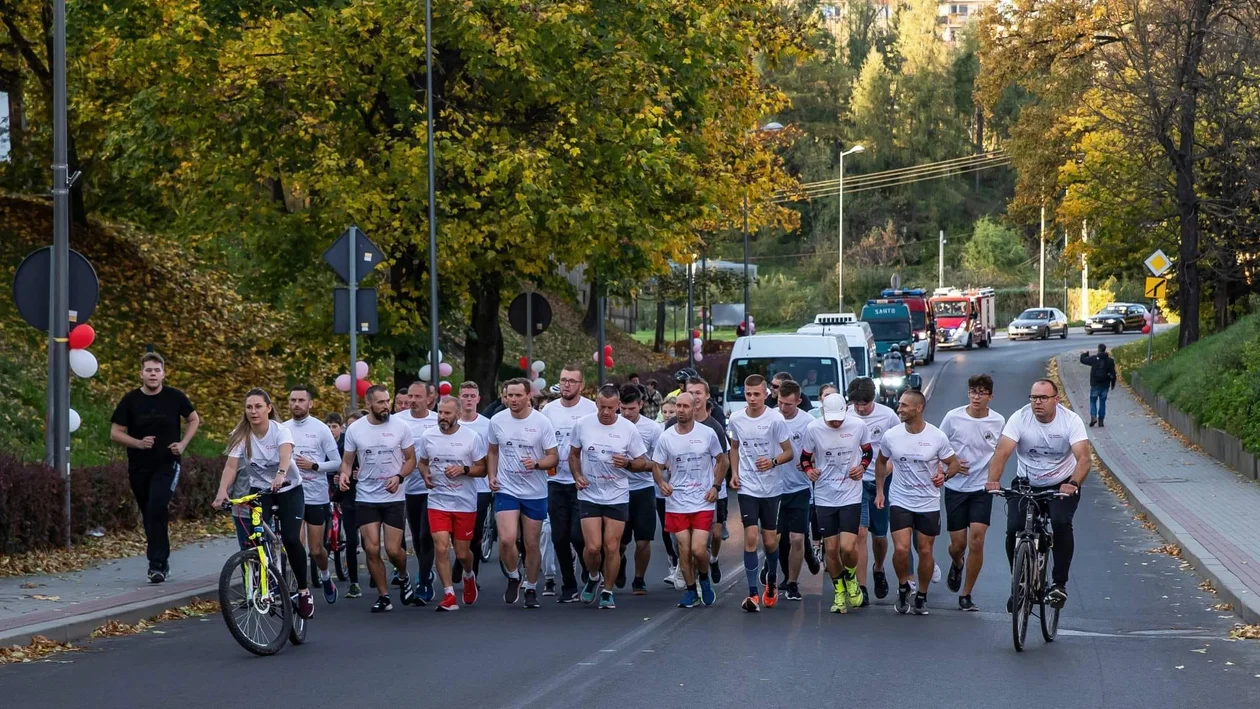 Run de Podkarpacie – Sztafeta dla Marzeń zakończona sukcesem. W 60 godzin pokonali 750 kilometrów [ZDJĘCIA, WIDEO] - Zdjęcie główne