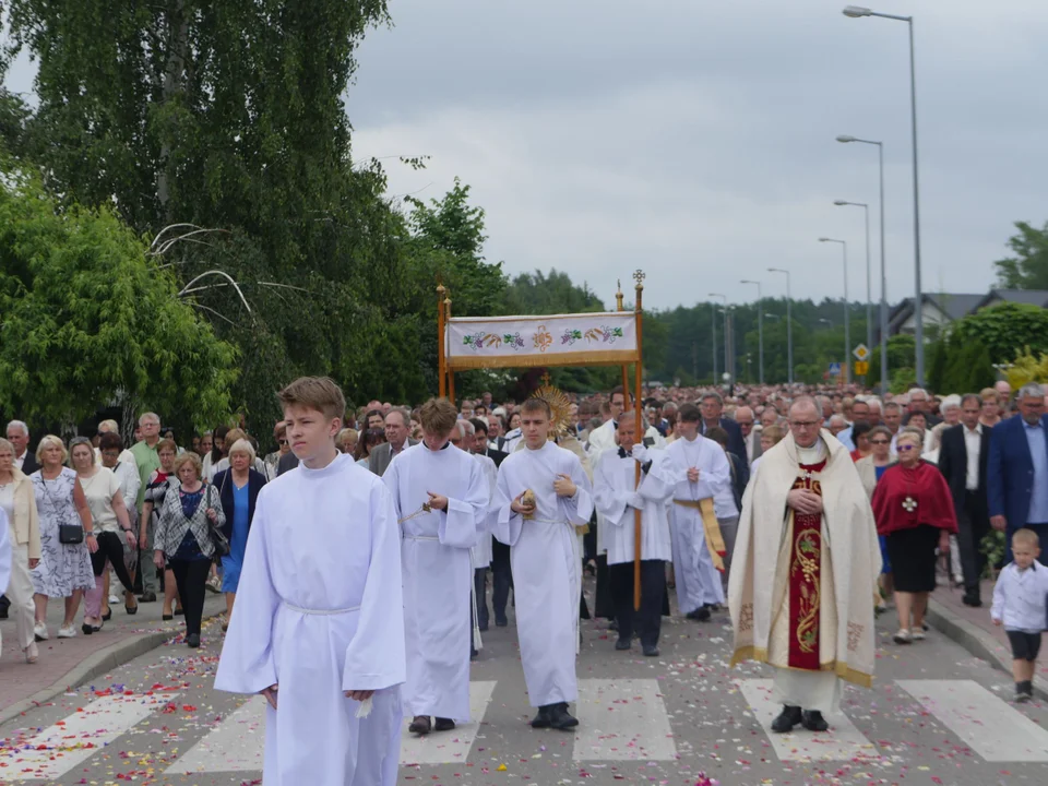 Boże Ciało 2023. Procesja na Smoczce w Mielcu