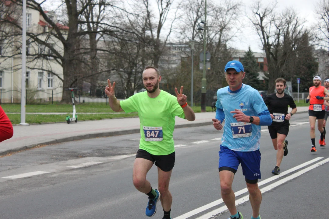 16. PKO Półmaraton Rzeszowski za nami. 1700 biegaczy na ulicach Rzeszowa