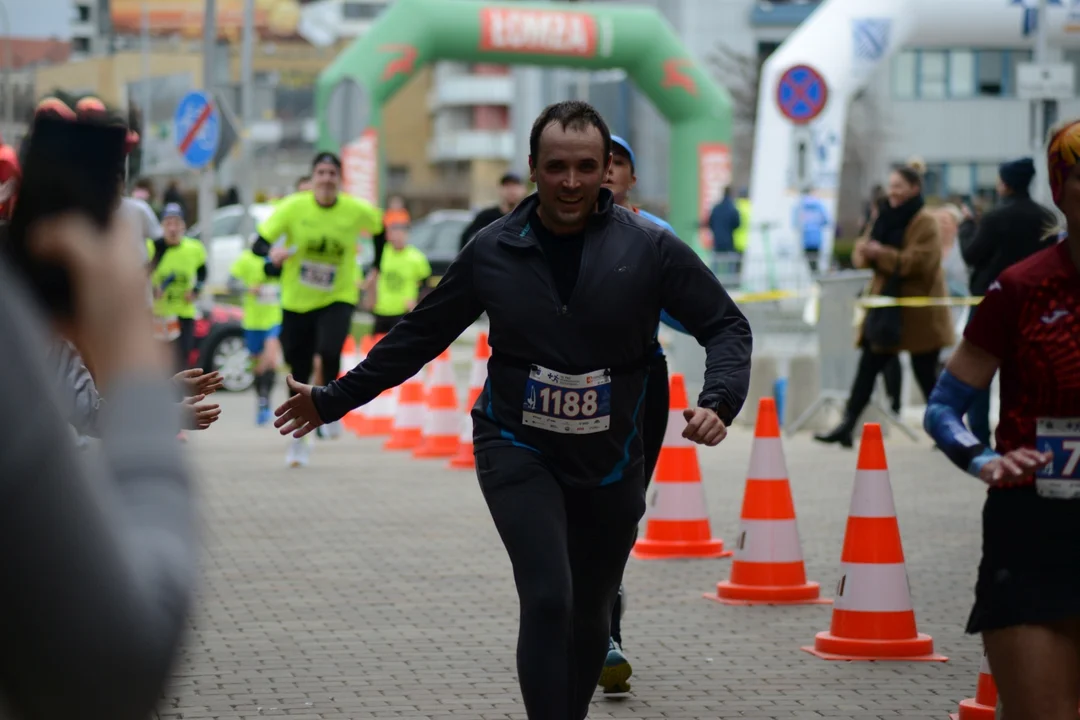 16. PKO Półmaraton Rzeszowski oraz 8. PKO Sztafeta Półmaratońska w Rzeszowie - dużo zdjęć z trasy i mety