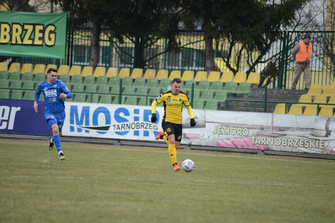 eWinner 2. Liga: Siarka Tarnobrzeg - Hutnik Kraków 1:1 - zdjęcia z meczu