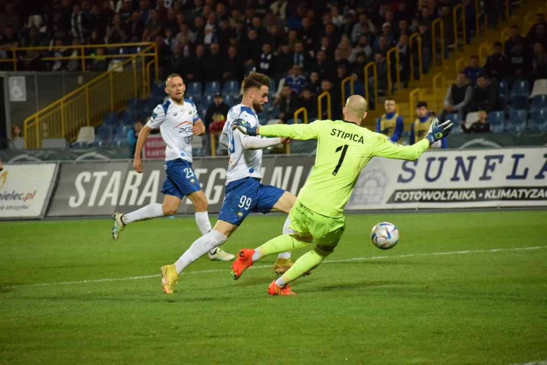 PKO BP Ekstraklasa: Stal Mielec - Pogoń Szczecin 4:2