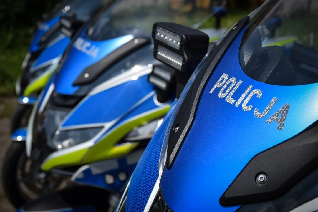 Nowe motocykle policyjne BMW w rękach podkarpackich policjantów