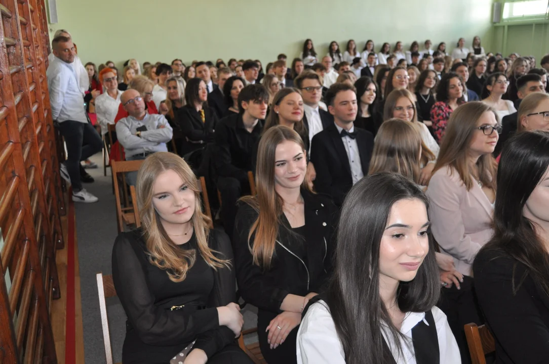 Zakończenie szkoły w I LO im. St. Konarskiego w Mielcu