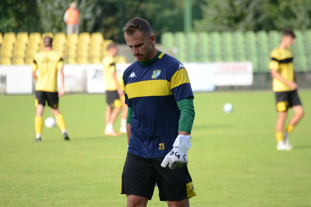 Trzecia liga, grupa 4: Siarka Tarnobrzeg - Garbarnia Kraków 0:0