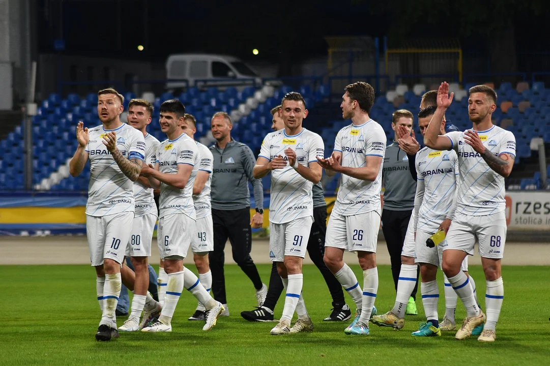 Fortuna 1. Liga: Stal Rzeszów - Sandecja Nowy Sącz (3:0)