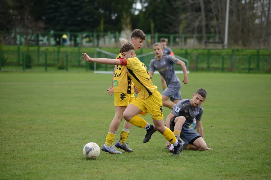 Centralna Liga Juniorów U-15: Derby Podkarpacia na Zwierzyńcu na remis. Siarka Tarnobrzeg skończyła pierwszą rundę meczem ze Stalą Rzeszów [ZDJĘCIA] - Zdjęcie główne