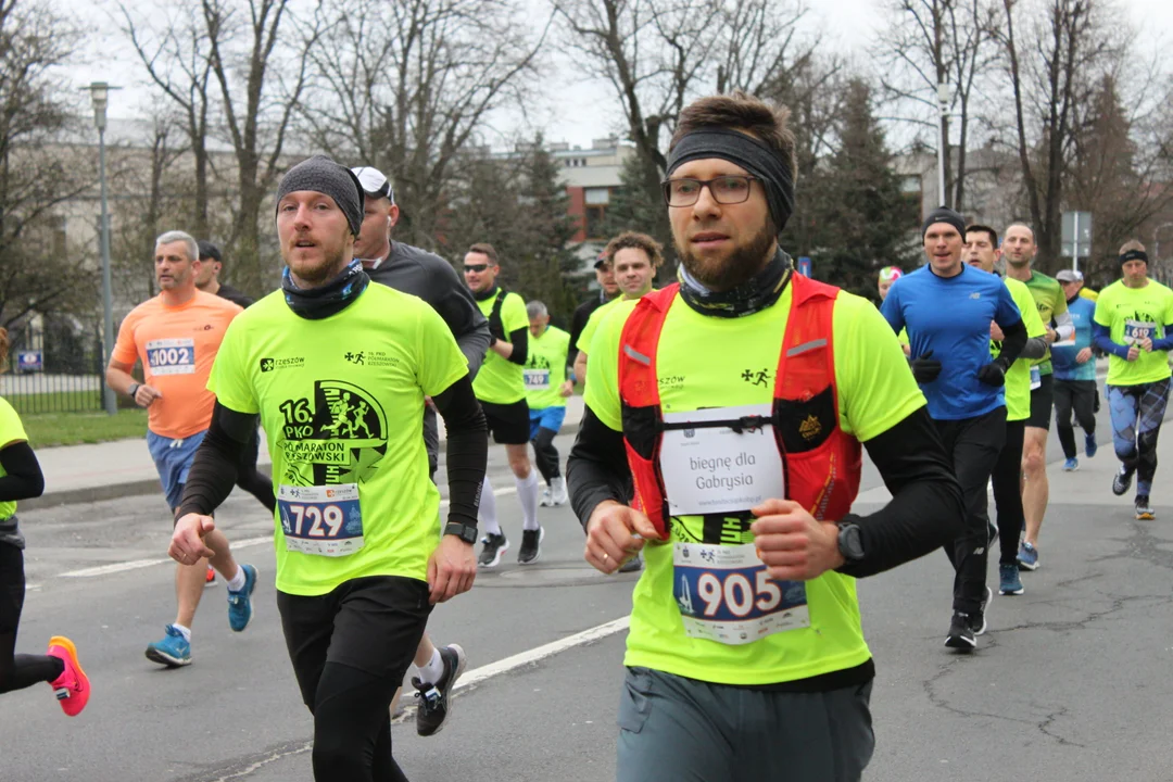 16. PKO Półmaraton Rzeszowski za nami. 1700 biegaczy na ulicach Rzeszowa