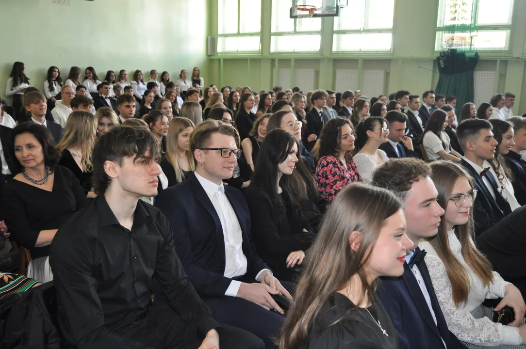 Zakończenie szkoły w I LO im. St. Konarskiego w Mielcu