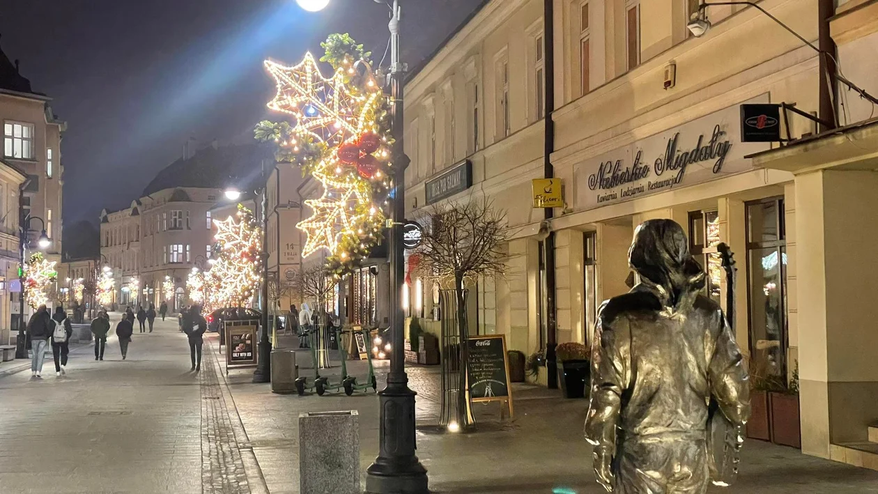 Oświetlenie świąteczne w centrum Rzeszowa