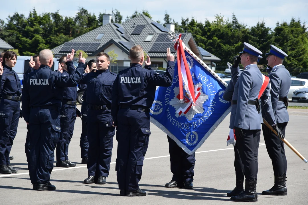 Nowi policjanci w podkarpackich jednostkach