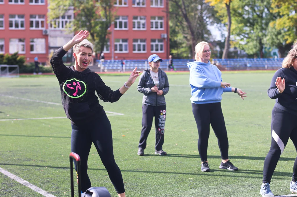 Zumba na stadionie Gryf w Mielcu