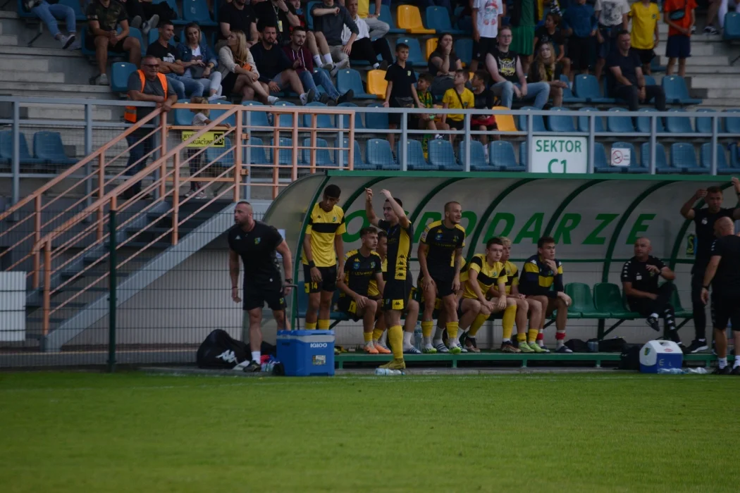 Trzecia liga, grupa 4: Siarka Tarnobrzeg - Garbarnia Kraków 0:0