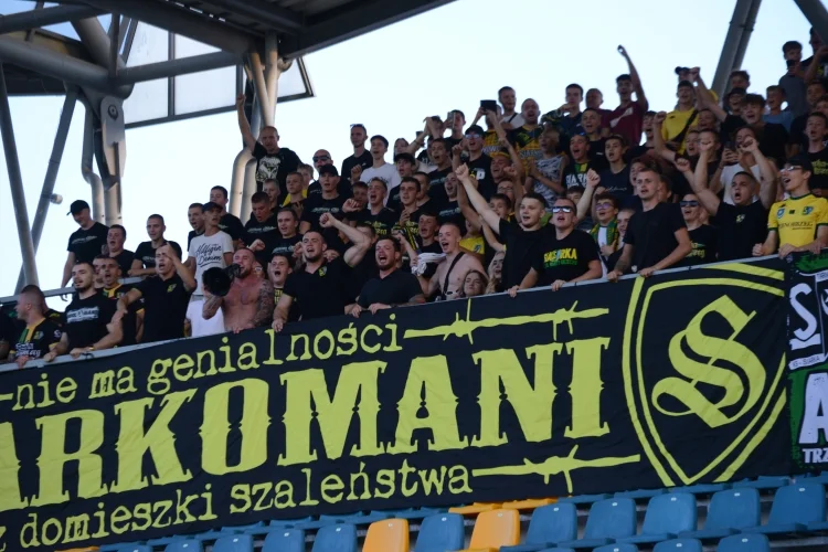 Kibice na meczu Siarka Tarnobrzeg - Karpaty Krosno