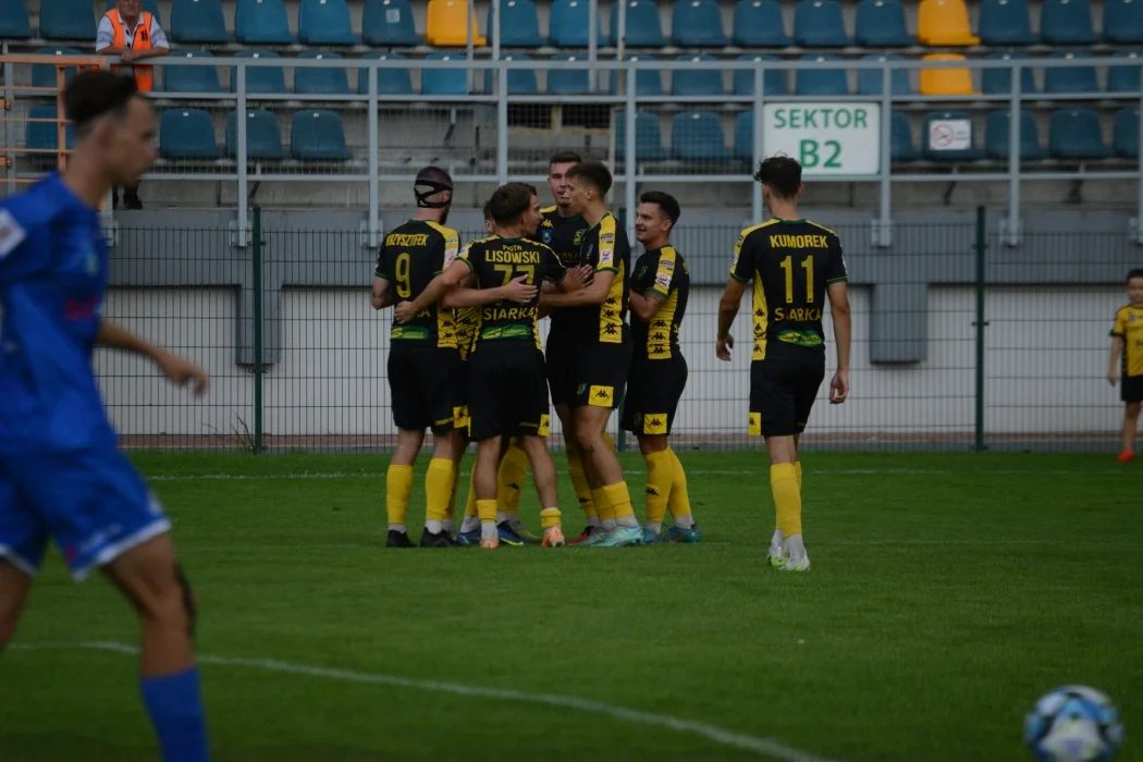 Trzecia liga, grupa 4: Siarka Tarnobrzeg - Sokół Sieniawa 2:0