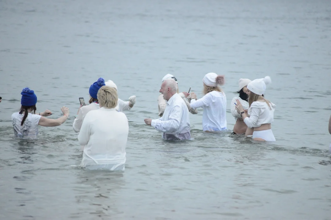 "Jezioro Aniołów" w lutym. Zobaczcie zdjęcia z plaży Jeziora Tarnobrzeskiego