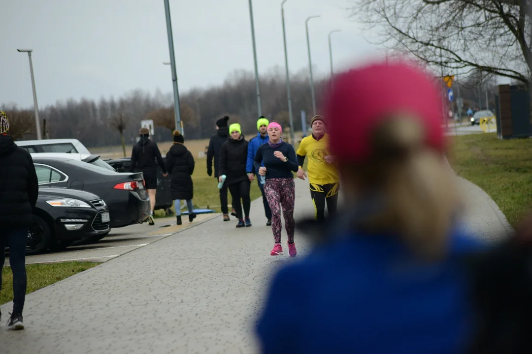 XI Bieg Zimowy wokół Jeziora Tarnobrzeskiego oraz Yeti Run Zimowy Bieg w Szortach