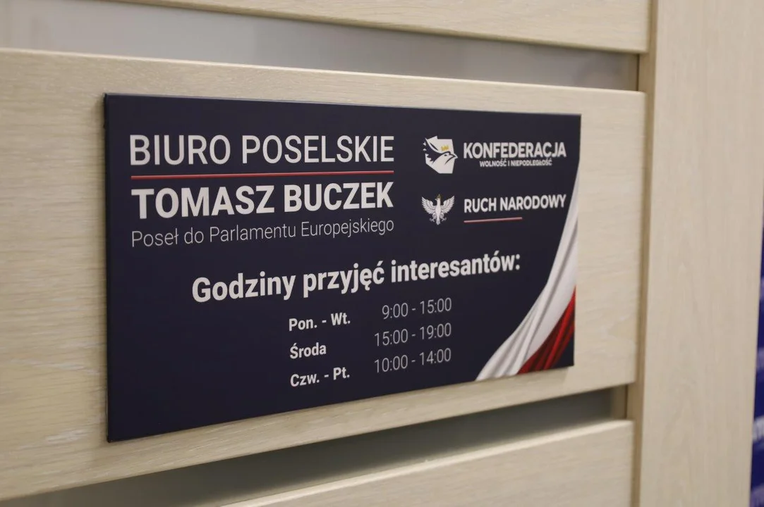 Tomasz Buczek europoseł otworzył swoje biuro poselskie w Kolbuszowej