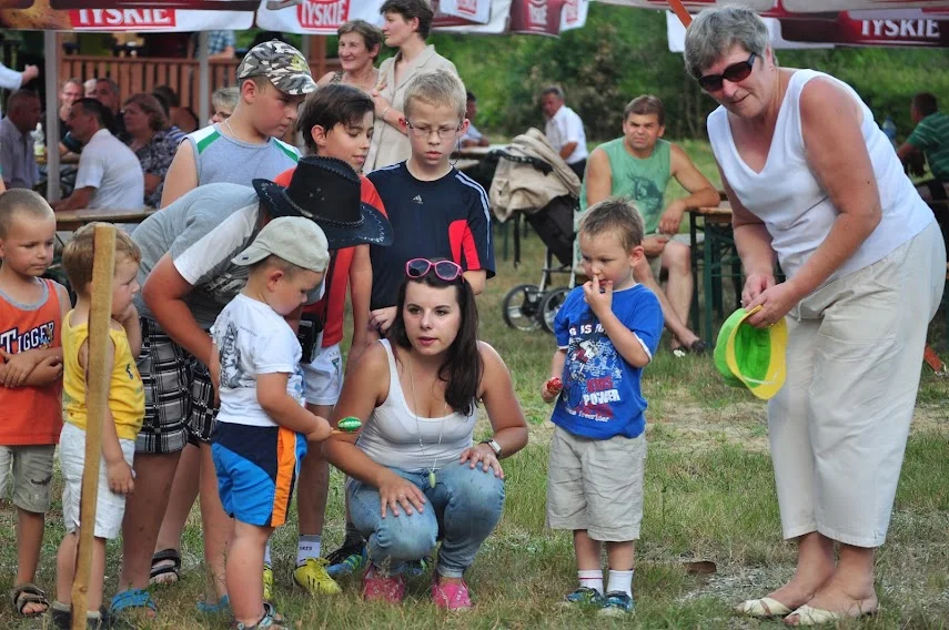 W sobotę Biesiada Pod Grzybkiem w Świerczowie. Co w programie? Zobacz zdjęcia z 2013 roku - Zdjęcie główne